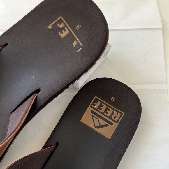 Reef Flip Flop Thong Brown Sandals Beach Sand - Picture 3 of 6